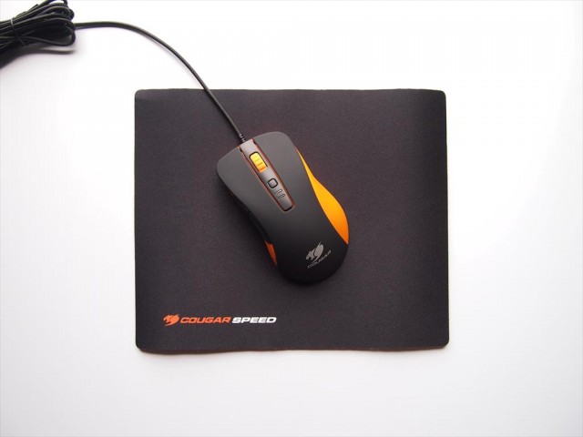 cougar-speed-mouse-pad-05