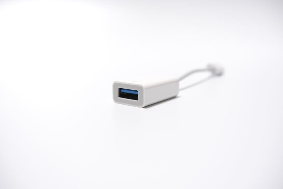ooouse-iphone-usb-memory-adapter-07